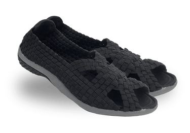 Women's Black sandal water leisure shoe